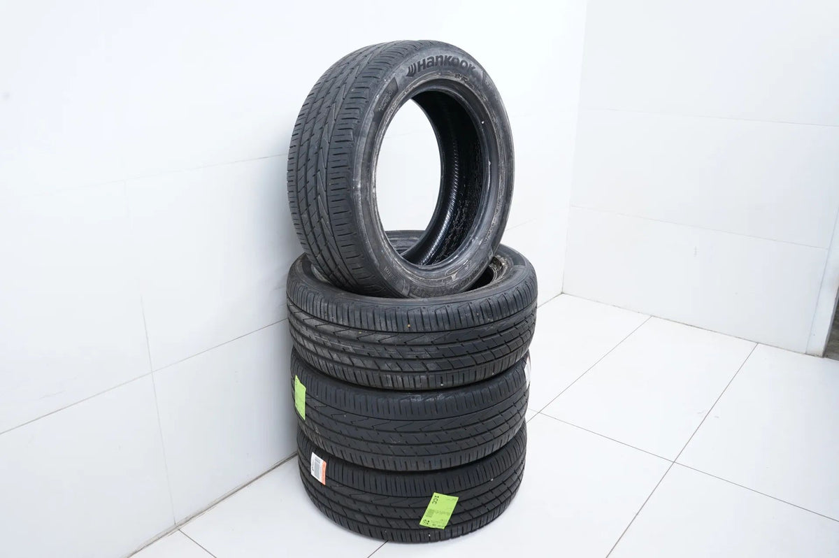 4 x Sommerreifen Hankook 235 55 18 Zoll DOT23/18 ca.5-7mm Detailansicht 3