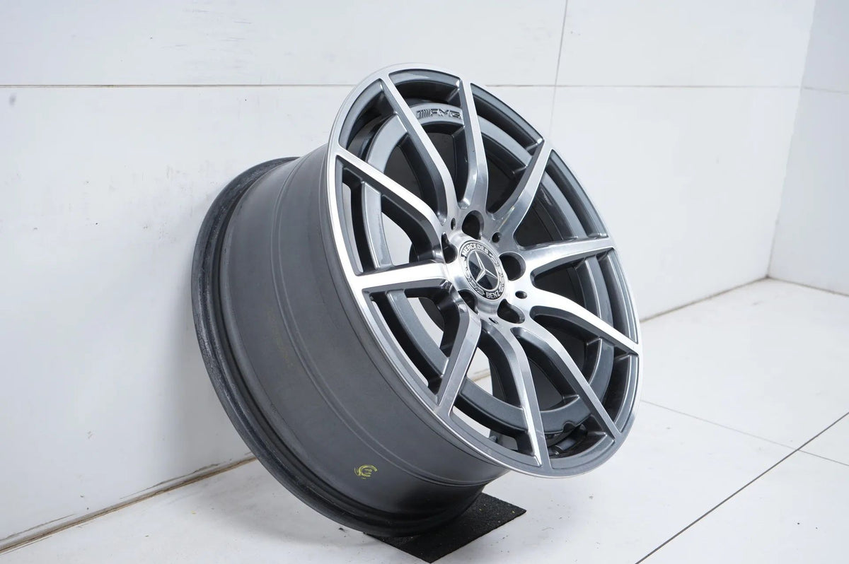 1x Mercedes A45 CLA45 W177 Alloy Wheel 18 Inch A1774012100 8.5J ET46 Detailansicht 2