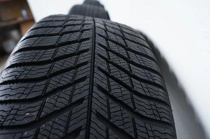 NEU Mercedes EQA EQB H243 X243 Winterräder Winterreifen 18 Zoll