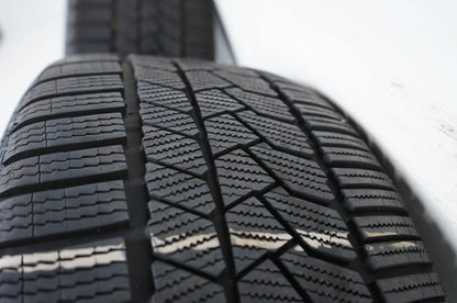 BMW Série 2 Série 3 Série 4 G20 G21 G22 G42 roues hiver pneus hiver 18 pouces 7mm 8089890