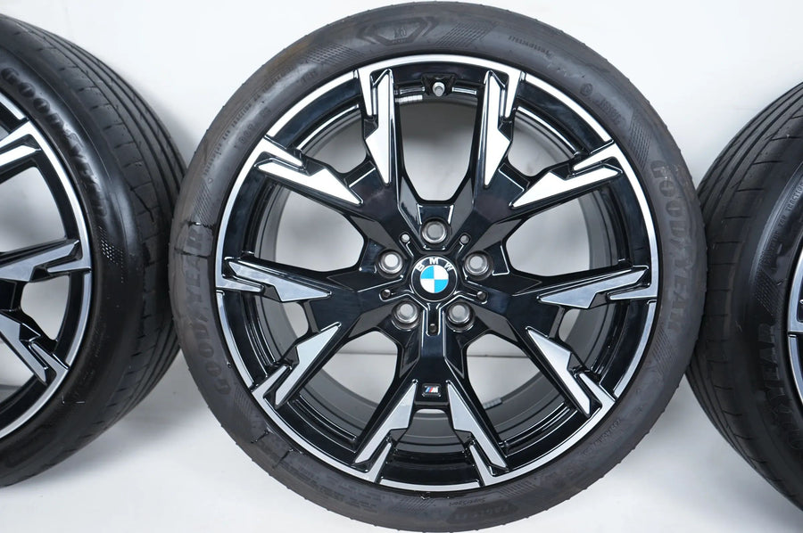 BMW Série 1 Série 2 F70 F74 roues été pneus été 235 40 19 pouces 976M 5A45267