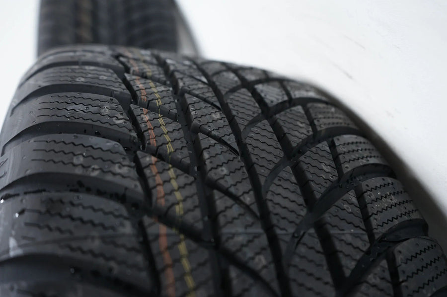 NEU Mercedes A B CLA Klasse W118 W177 B247 Winterräder Winterreifen 18 Zoll