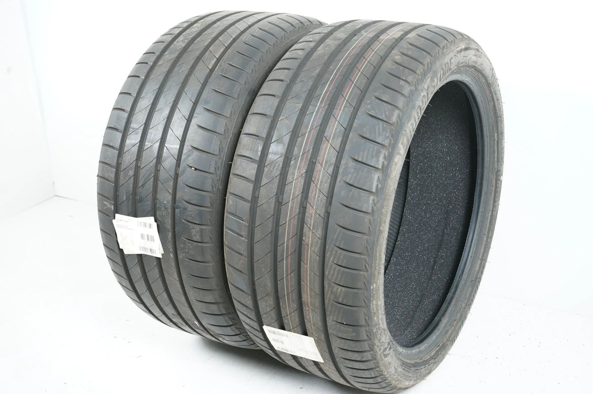 2 x Sommerreifen Bridgestone 285 35 20 Zoll DOT21/20 ca.7mm MO Detailansicht 3