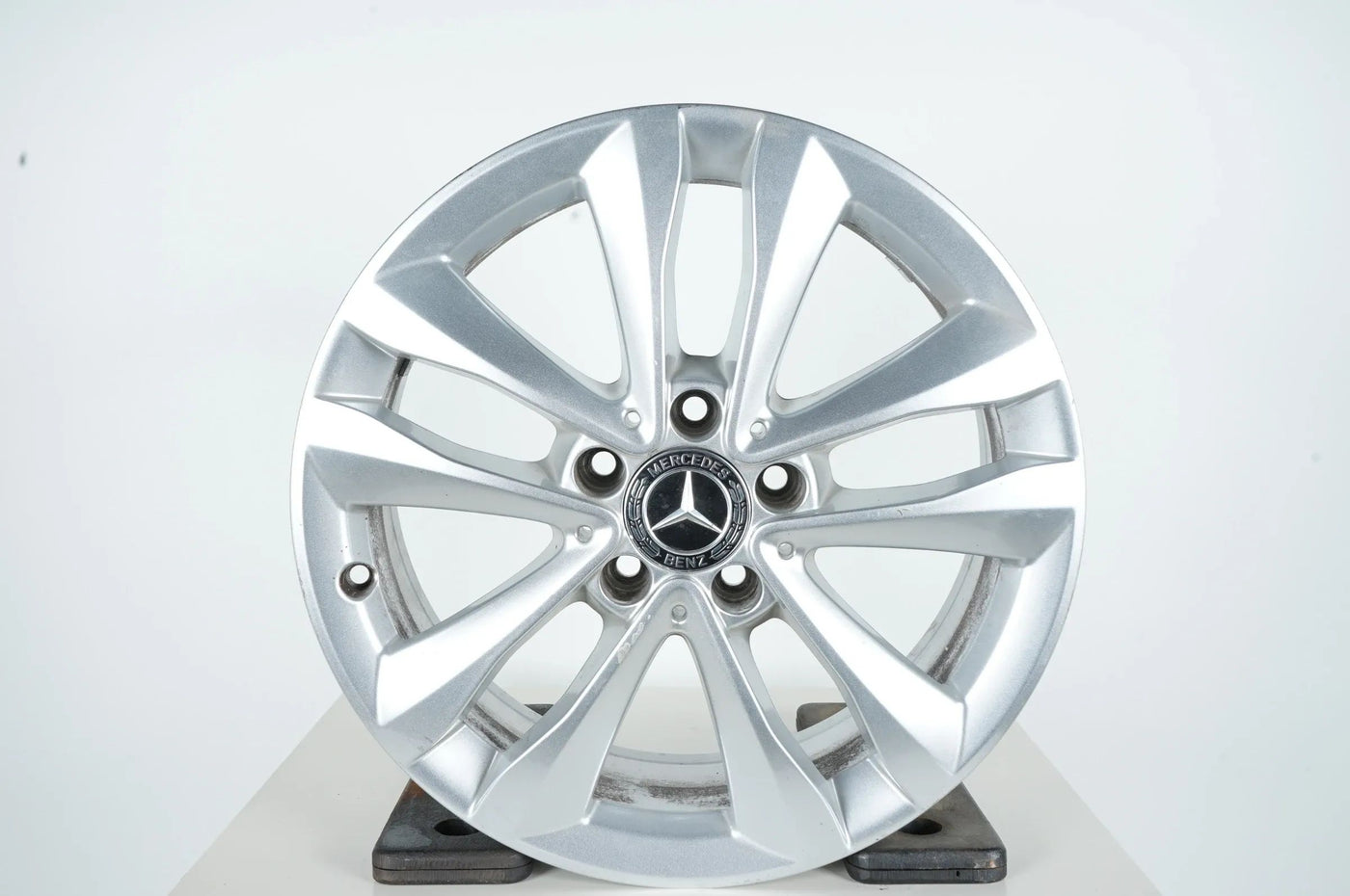 1x Mercedes C Klasse W205 Alufelge 17 Zoll A2054018000 7J ET48,5