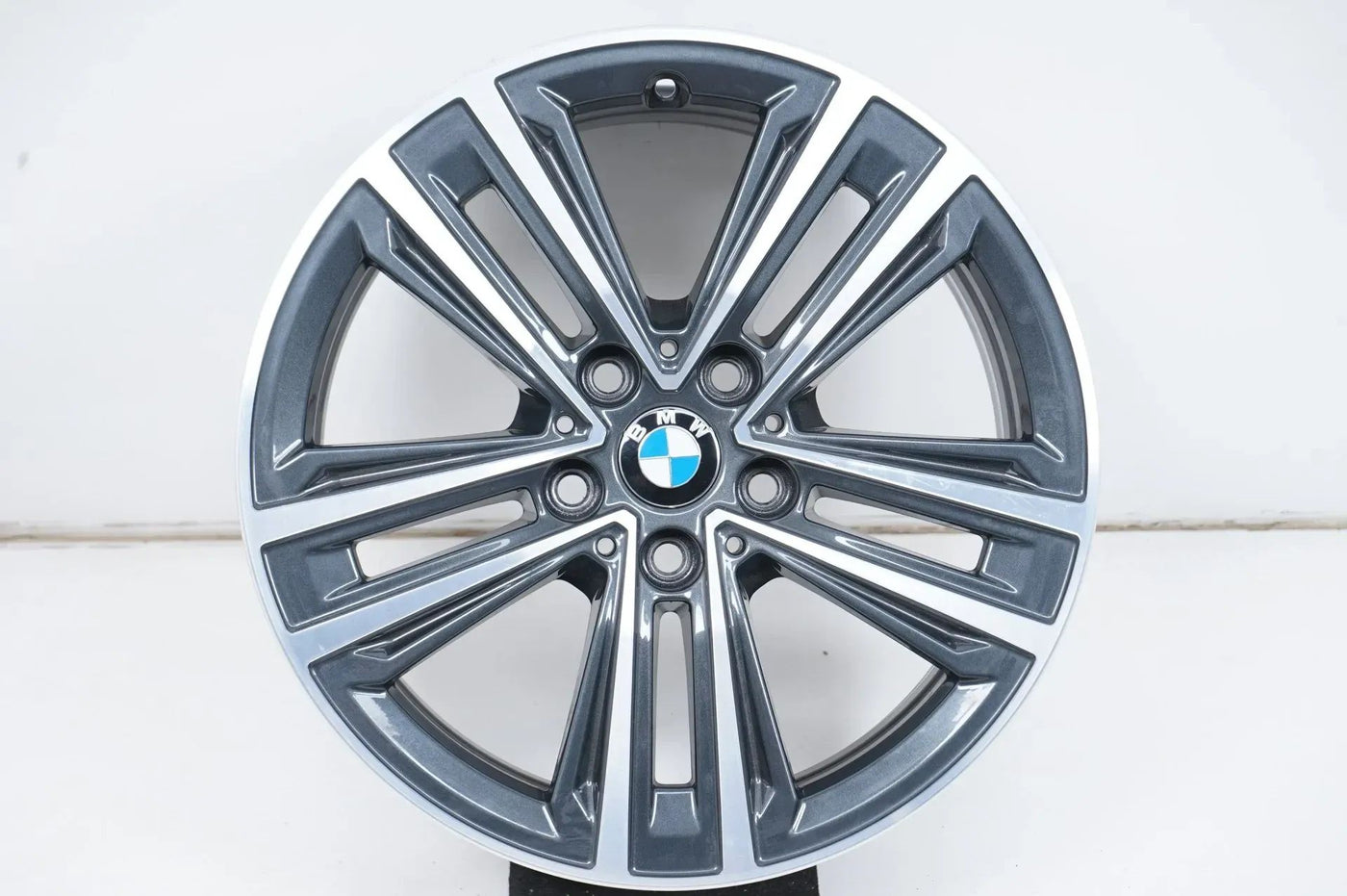 1 x cerchio in lega originale BMW Serie 1 Serie 2 F44 F40 da 17 pollici 548 6884022
