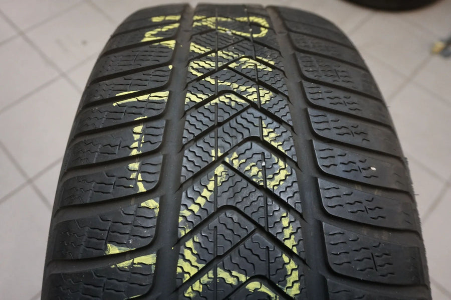 265 50 R19 110H Winterreifen Pirelli Scorpion Winter * RSC RFT 2021 6mm