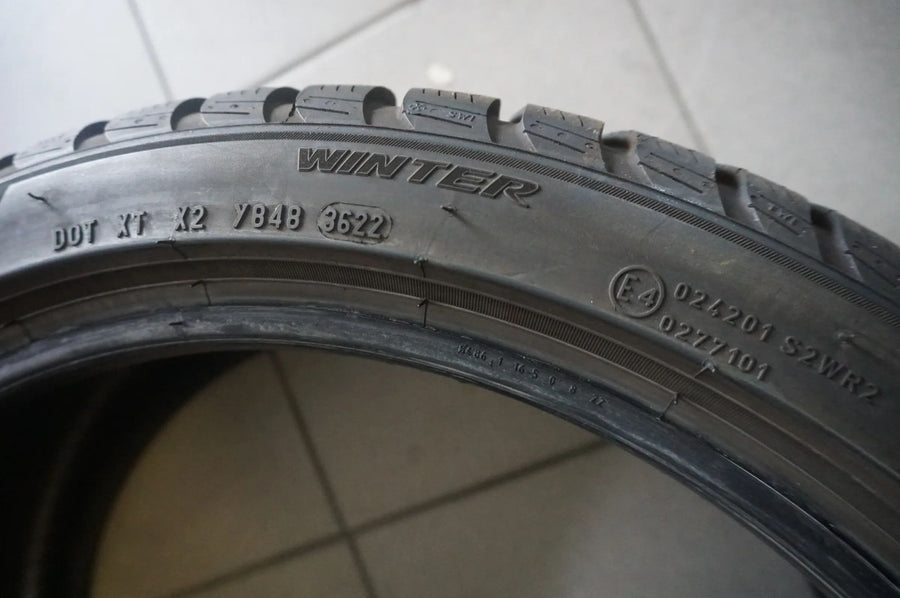1 X 225 40 R19 93H Winterreifen Pirelli Winter SottoZero 3 MO 2022 7mm