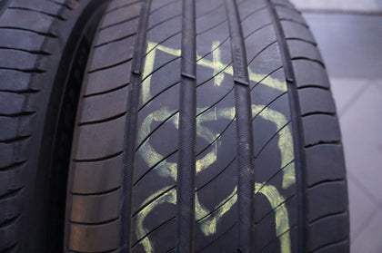 2 X 215 55 R17 94V Pneus été Michelin Primacy 4 2023 3mm
