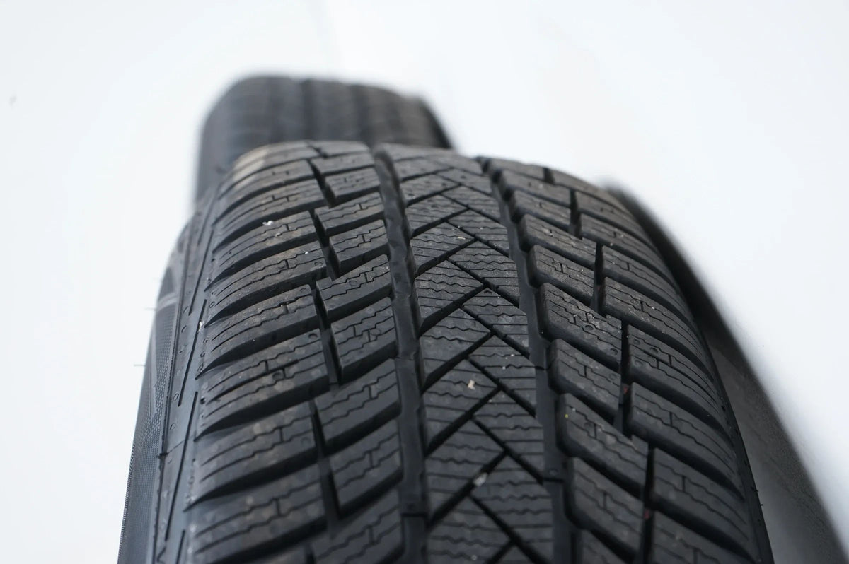 WieNeu Bmw X1 X2 U10 U11 Winterräder Winterreifen 205 65 17 Zoll  6898299 Detailansicht 10