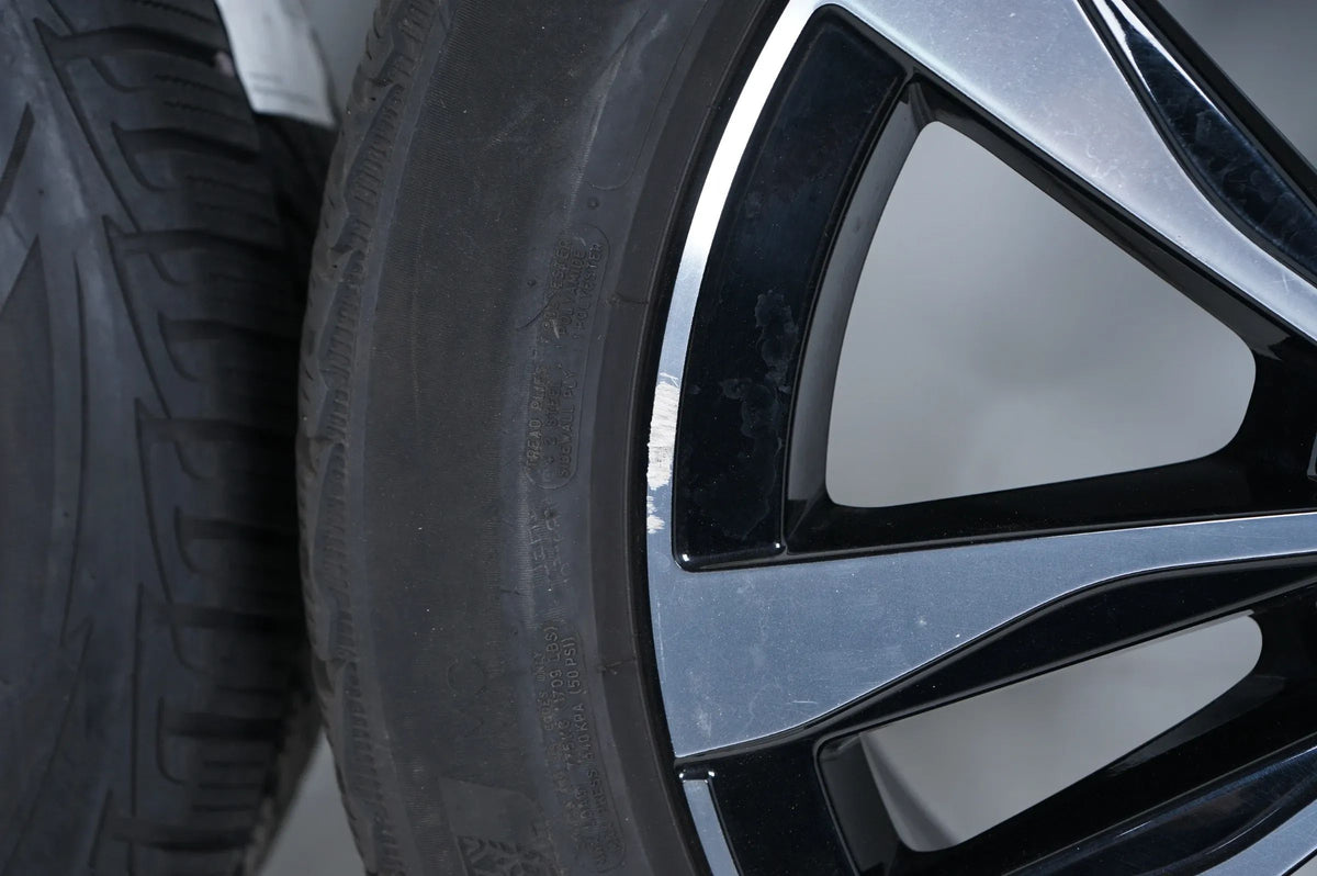 Mercedes C Klasse W206 Hybrid Winterräder Winterreifen 17 Zoll Detailansicht 6