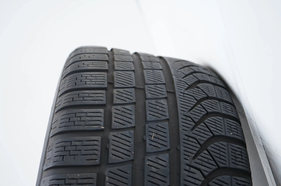 Mercedes EQE W295 V295 Winterreifen Winterräder 255 45 19 Zoll A2954011200