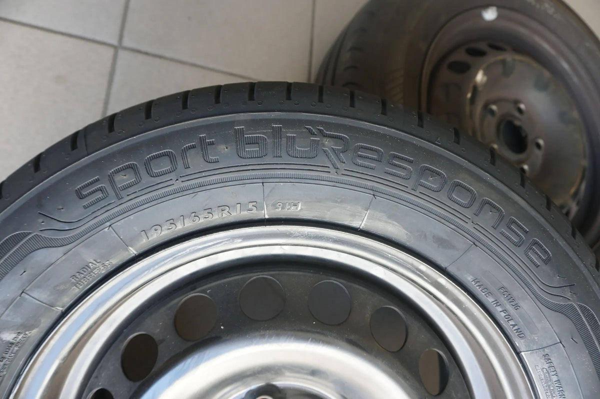 Original VW Golf 5 6 V VI Stahlfelgen Sommerräder Sommerreifen 195 65 R15 6mm Detailansicht 3