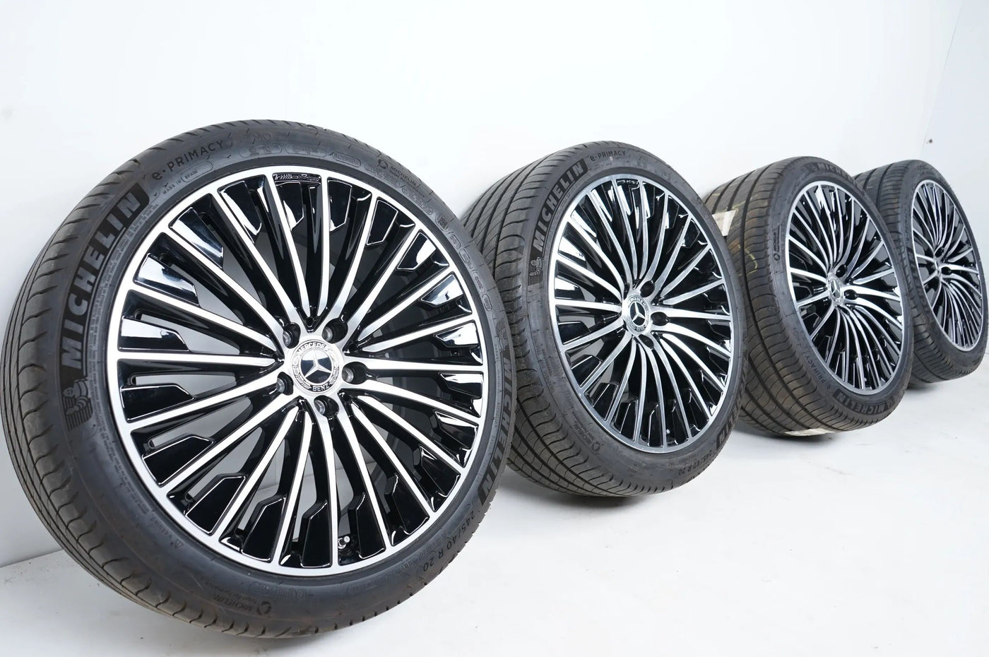 Mercedes E Klasse W214 AMG Sommerräder Sommerreifen 20 Zoll A2144010500