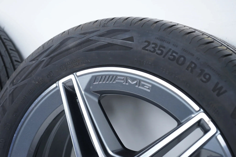 Mercedes GLA GLB H247 AMG Roues complètes été 235 50 19 pouces