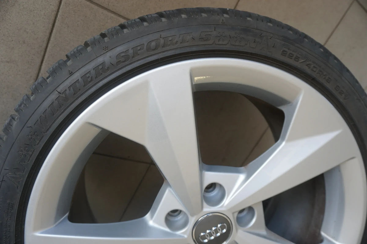 Cerchi in lega originali Audi A3 8Y da 18 pollici ruote invernali pneumatici invernali 225 40 R18 9mm Visualizzazione dettagliata 5