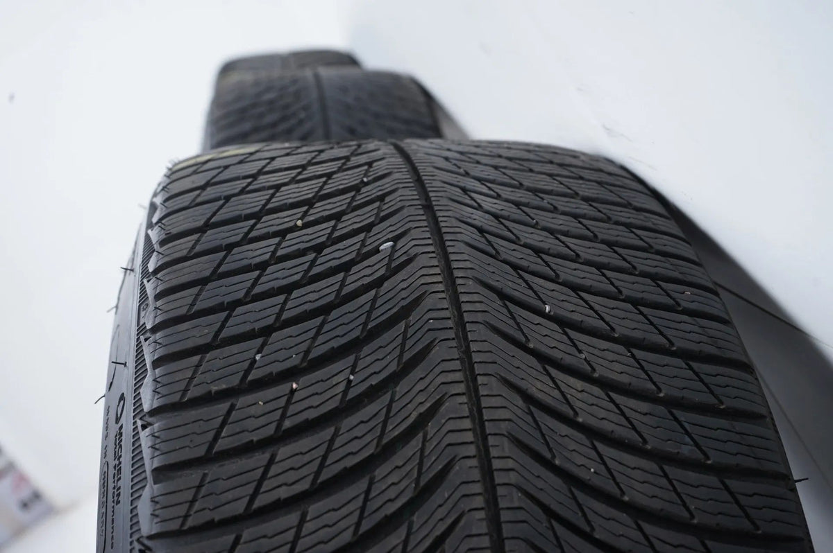 Mercedes AMG GT X290 W290 Winter Tires Winter Wheels 20 Inch 4 Door Detailansicht 14