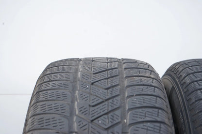 2x Winterreifen Pirelli 235 65 17 Zoll DOT20 MO ca.3 mm