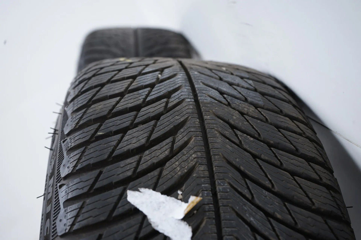 Roues et pneus hiver Mercedes CLA35 C118, dimensions 235/40/18 pouces Detailansicht 14