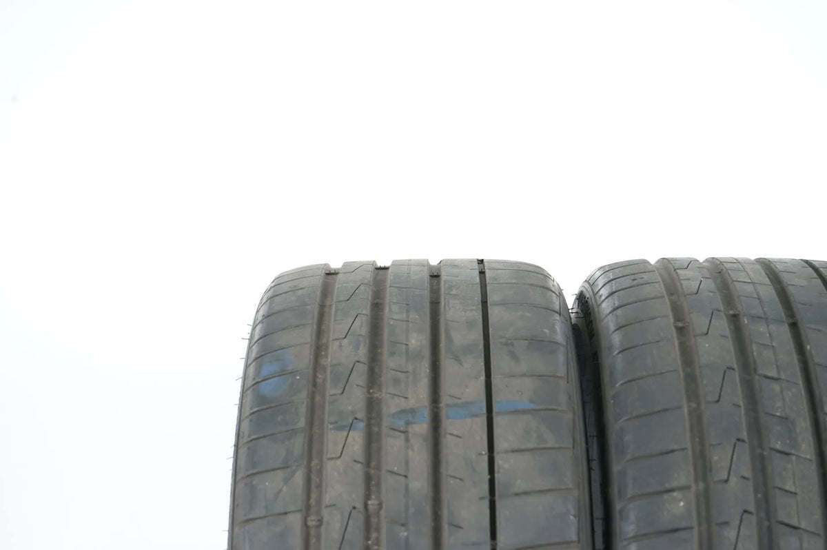 2x Hankook summer tires 255 35 20 inch DOT23 approx. 5 mm Detailansicht 4