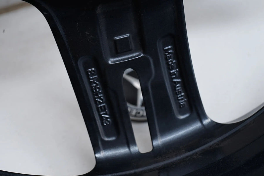 1 x Hliníkový disk Mercedes E třídy W238 19 palců A2384010300 8J ET43