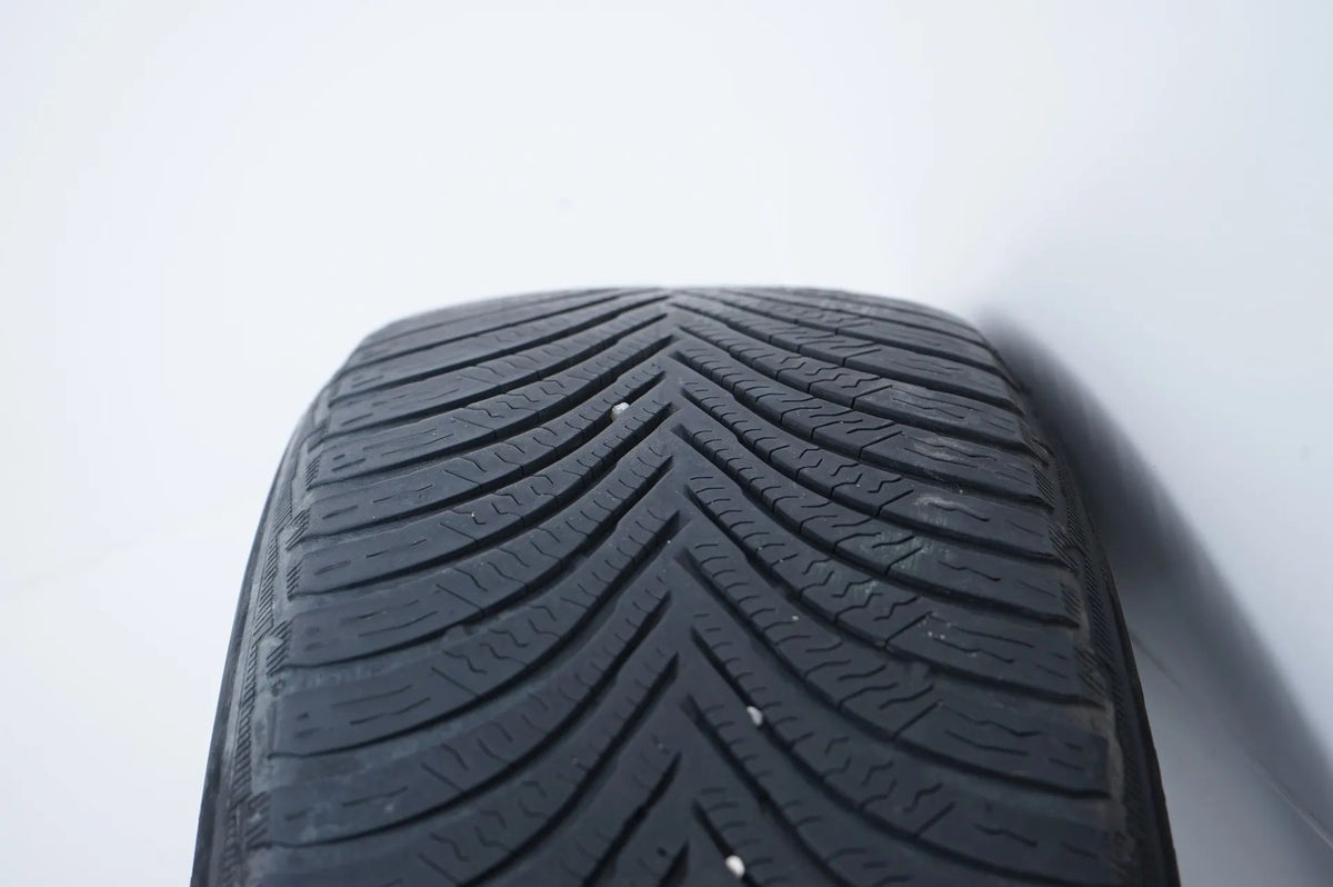 Mercedes A B Klasse W177 B247 Winterreifen Winterräder 16 Zoll Detailansicht 9