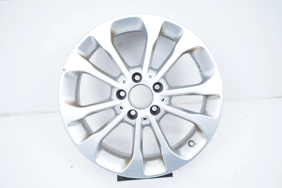 1 x Jante alliage Mercedes Classe GLA W156 X156 17 pouces A1564011700 Vue détaillée 2