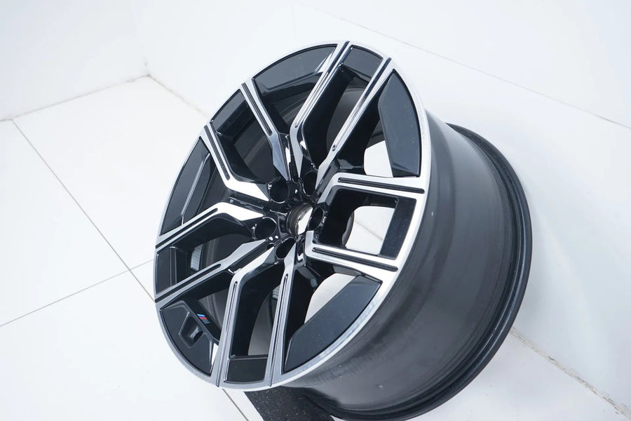 1 x originální hliníkový disk BMW řady 7 i7 G70 20 palců M907 5A19DE9