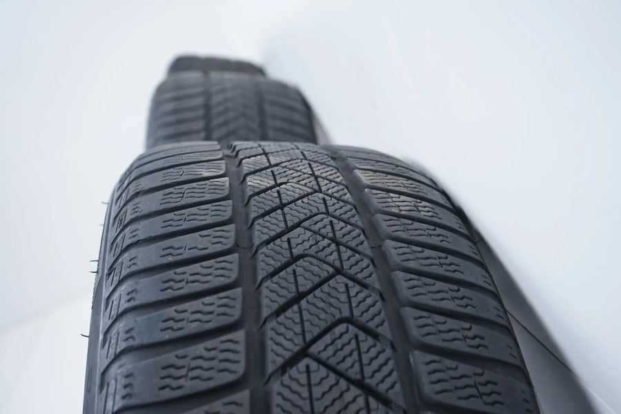 Pneus/jantes hiver 245/40/19 pouces pour Mercedes Classe CLS W257
