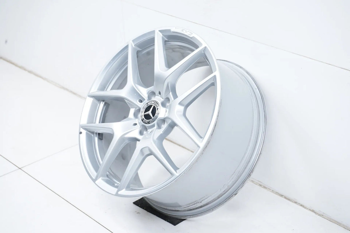 1 jante en aluminium Mercedes AMG GT W190 19 pouces A1904010300 9J Detailansicht 4