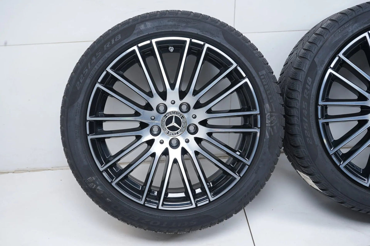 Pneus/jantes hiver 225/45/18 pouces pour Mercedes Classe C W206 Detailansicht 3