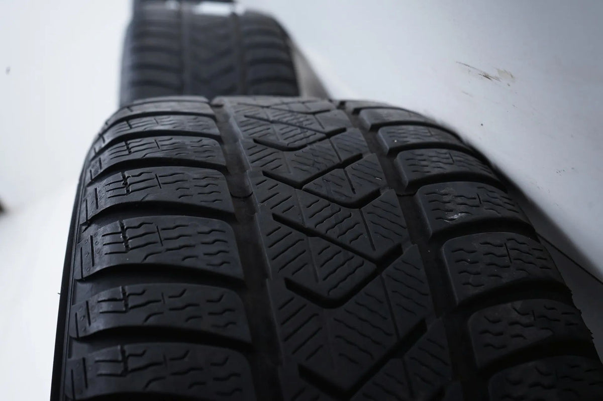 Mercedes C-Class W206 winter tires/wheels 225/45/18 inch Detailansicht 9