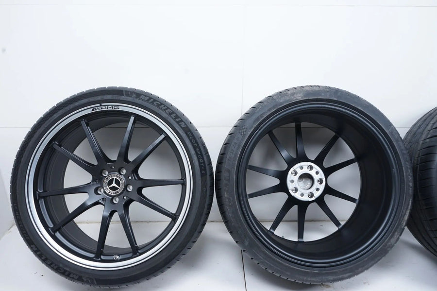 Jantes et pneus été 21 pouces pour Mercedes AMG GT W290 neuves