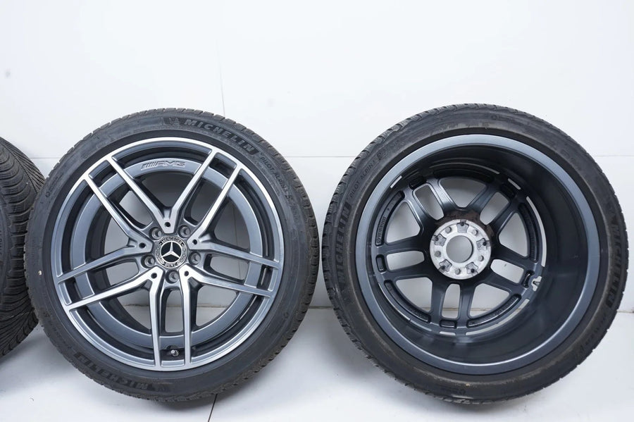 Mercedes E43 E53 AMG W213 Allwetterräder mit neuen Allwetterreifen 19 Zoll
