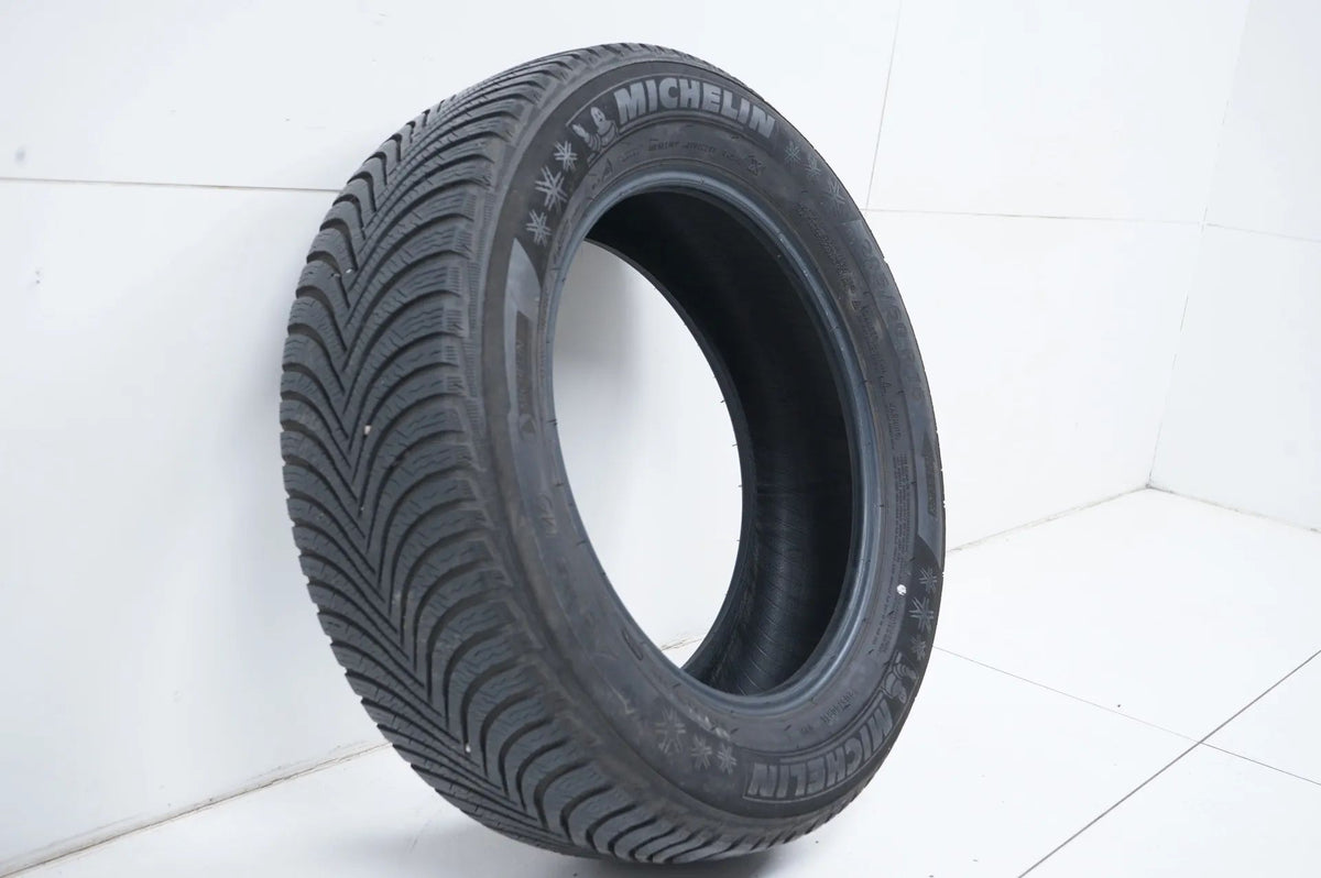 1x Winter tire 205 60 16 inch Michelin approx. 5 mm tread depth DOT21 MO Detail view 4