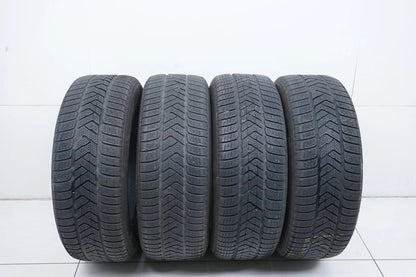4x Winterreifen Pirelli 235 60 18 Zoll DOT17 MO ca.4mm
