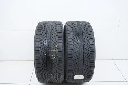 2 pneus hiver Michelin DOT20 MO 295/40/20 pouces, profondeur de sculpture d'environ 4 mm