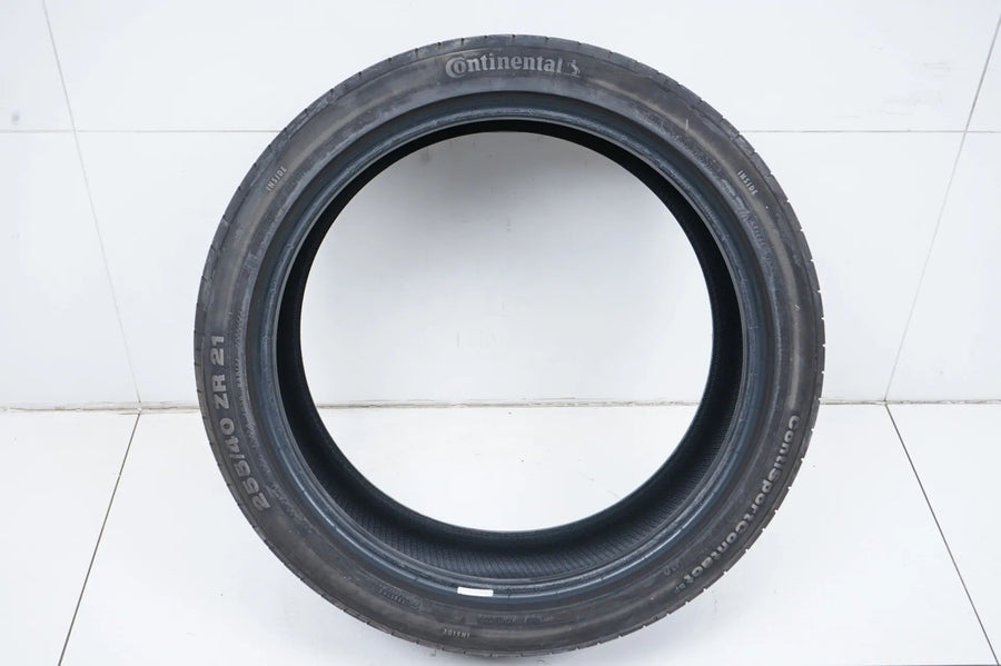 1 x Sommerreifen 255 40 21 Zoll Continental DOT16 ca.5mm