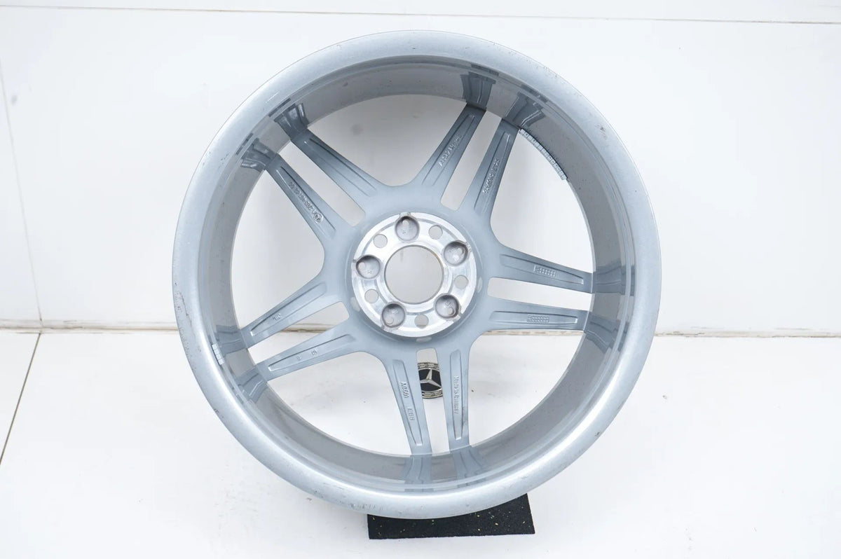1 x Mercedes C63 Coupe AMG W205 hliníkový disk 19 palců A2054016200 Detailní zobrazení 7