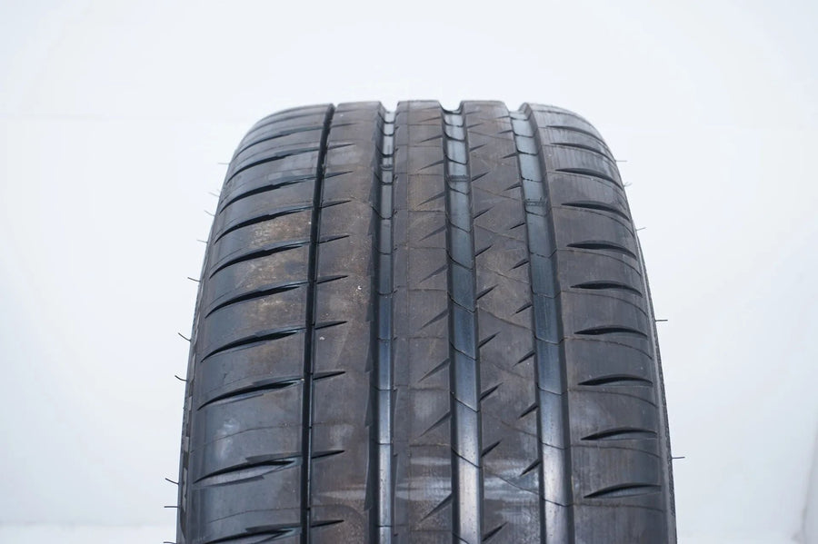 Mercedes CLA45 W118 C118 Winterräder mit neuen Winterreifen 19 Zoll