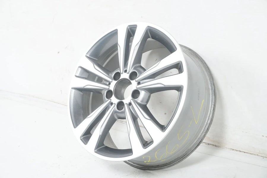 1 x Mercedes třídy E kupé W207 hliníkový disk 17 palců A2074012102 7,5J