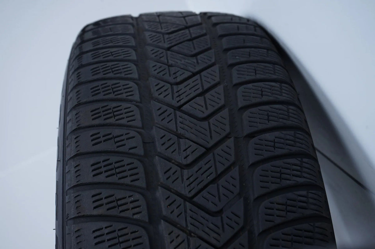 Mercedes EQC W293 N293 Winter Tires Winter Wheels 19 Inch Detailansicht 16