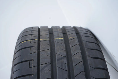 Cerchi in lega cromati originali Mercedes Classe S W223 V223 pneumatici estivi 255 40 R20 7 mm