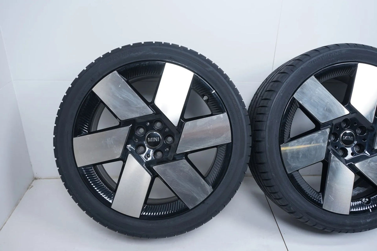 MINI Countryman U25 New Summer Tires Summer Wheels 20 Inch Detailansicht 3