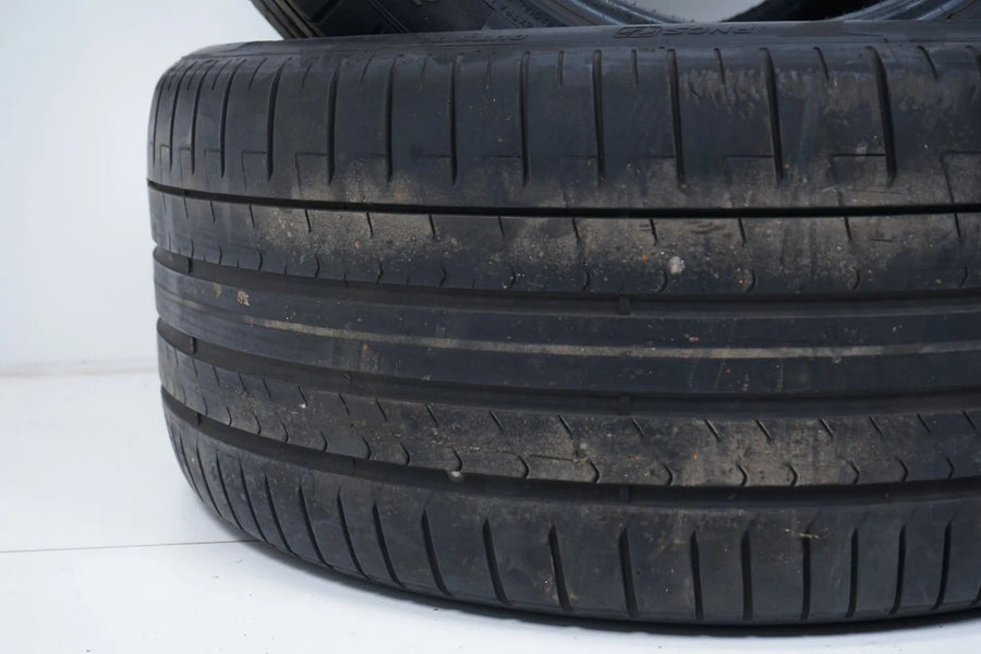 2x Summer tires 285 40 19 inch approx. 4 mm Pirelli P Zero DOT19 MO