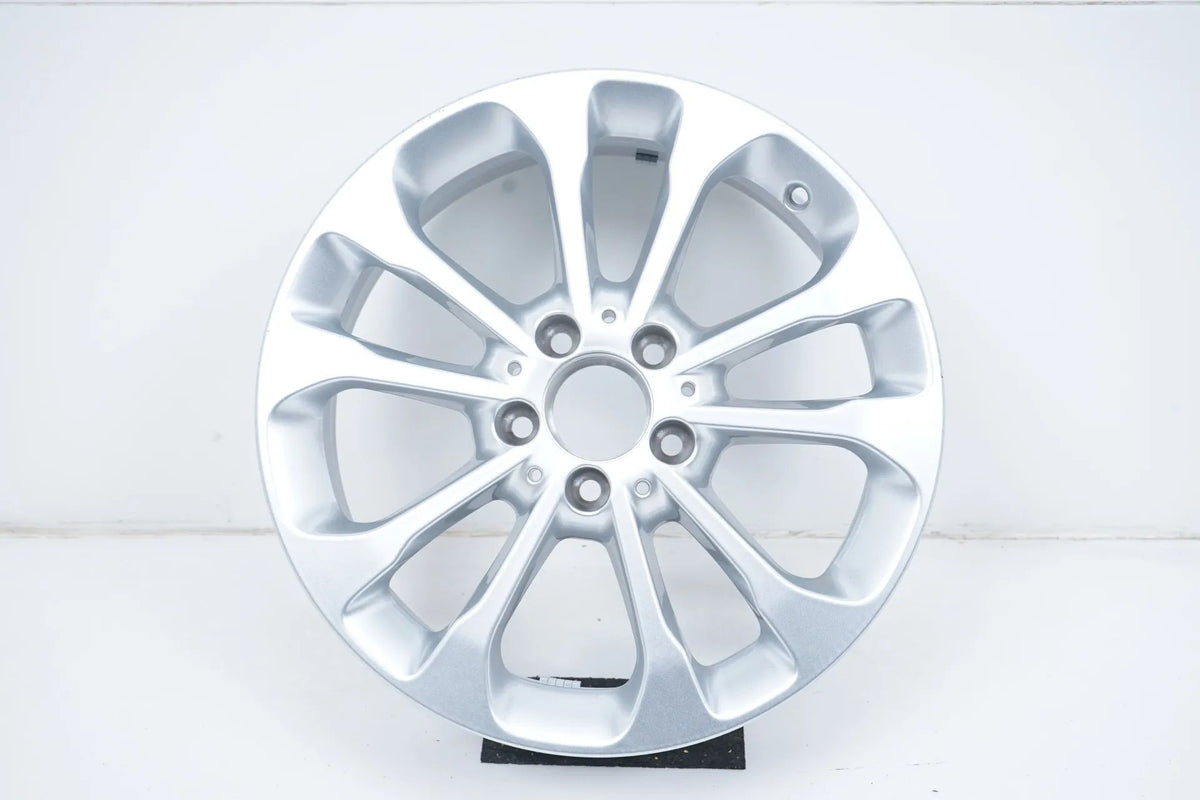 1 x Mercedes GLA-klasse W156 X156 lichtmetalen velg 17 inch A1564011700 Detailweergave 2
