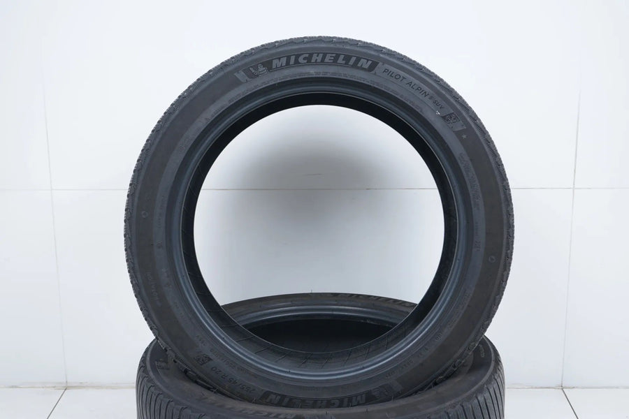 2 x Winterreifen 255 45 20 Zoll Michelin ca.3,5 mm DOT21 Bmw*