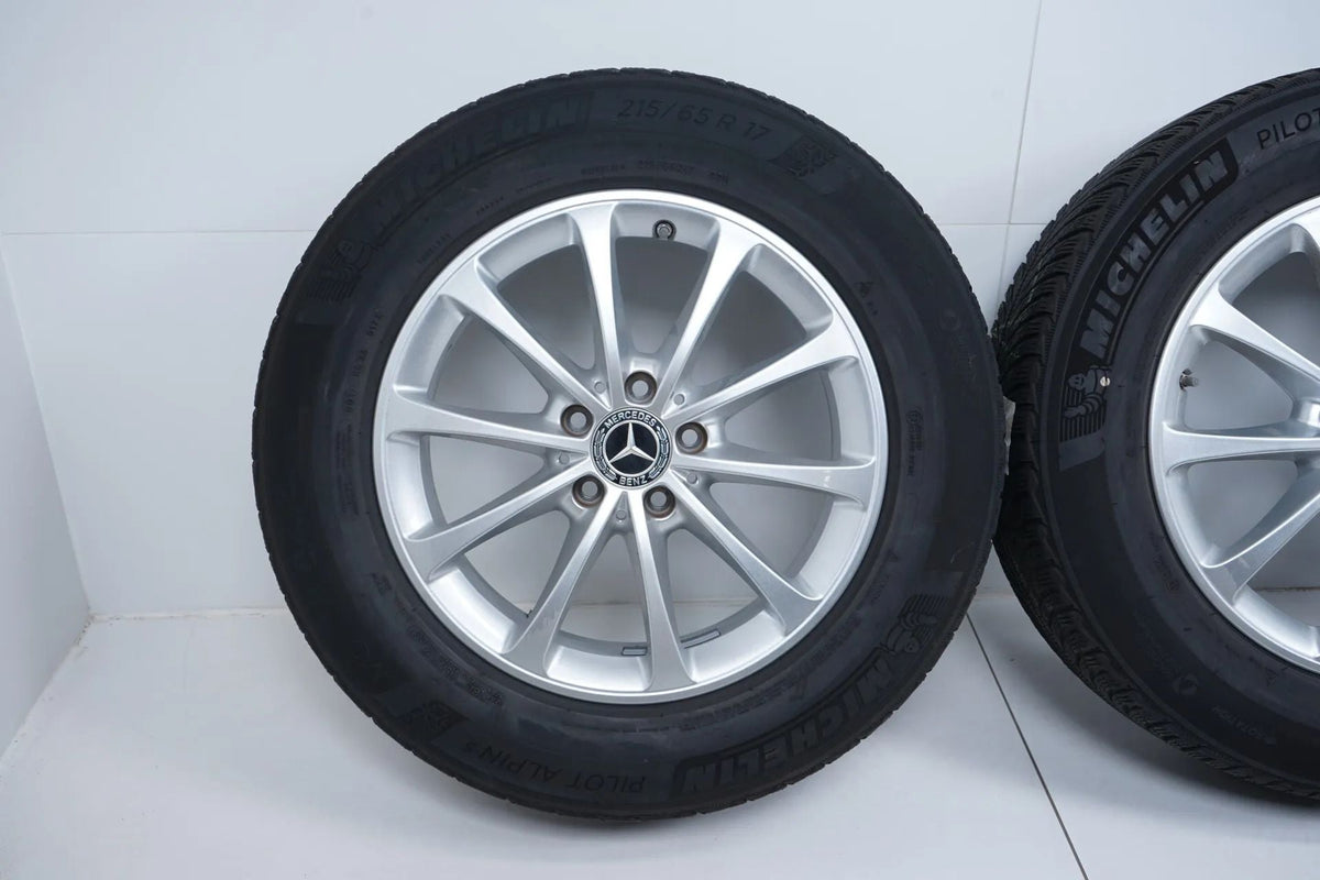 Mercedes GLA GLB H247 Allwetterräder mit neuen Allwetterreifen 215 65 17 Zoll