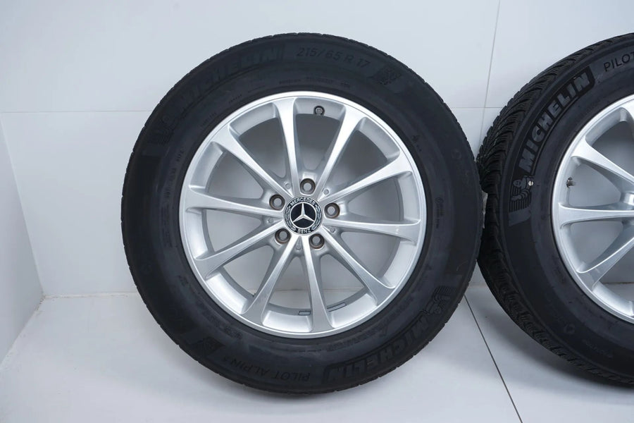Mercedes GLA GLB H247 Allwetterräder mit neuen Allwetterreifen 215 65 17 Zoll