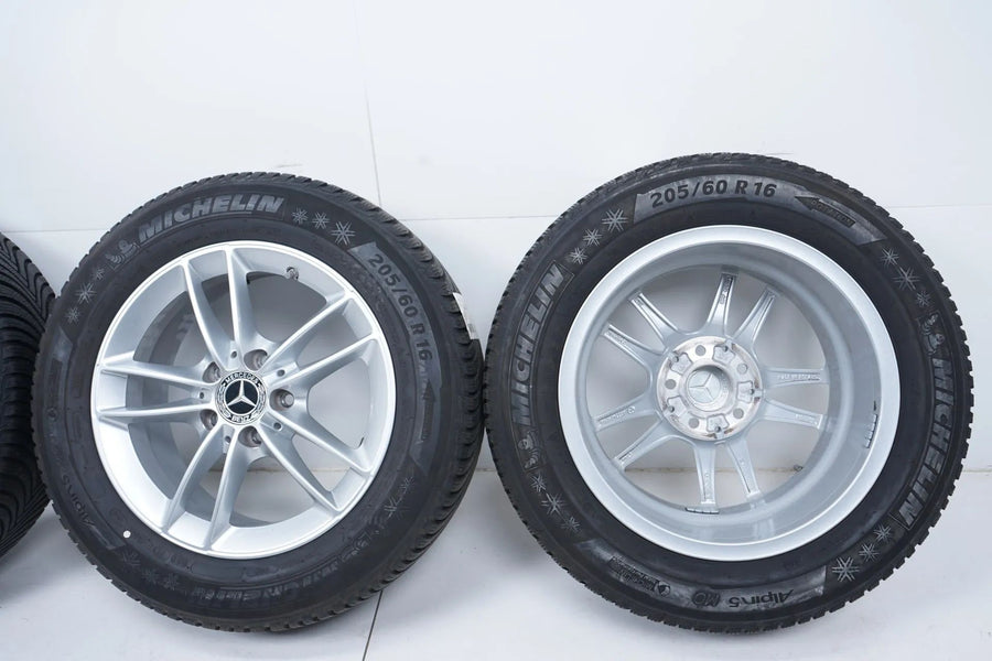 Pneus hiver et jantes hiver 16 pouces pour Mercedes Classe AB W177 B247