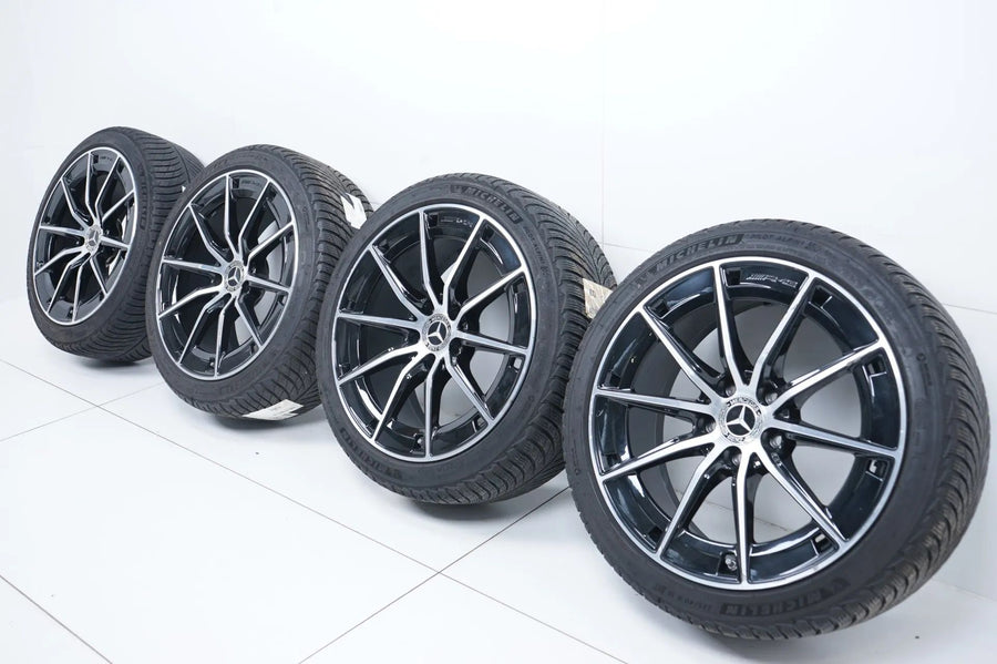 Mercedes A35 W177 AMG Winterreifen Winterräder 235 40 18 Zoll